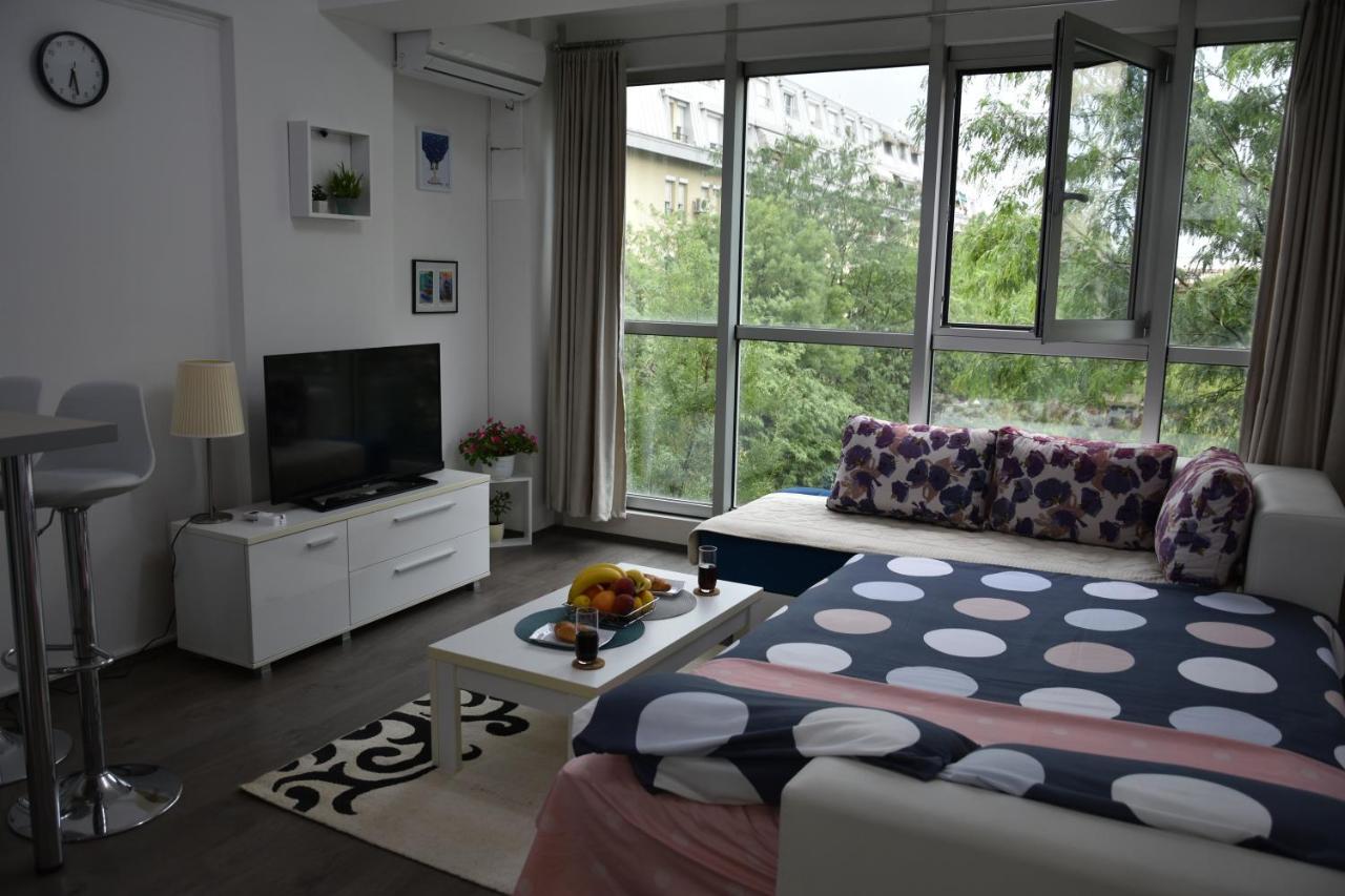 Blue Corner Apartment Skopje Buitenkant foto